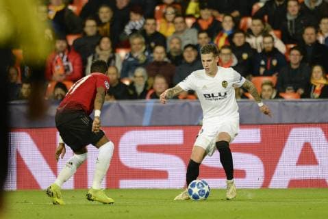 Mina of Valencia in action during the Uefa Champions League, football match between Valencia and Manchester on december 12, at Mestalla stadium in Valencia, Spain. Foto: Xisco Navarro Cordon Press