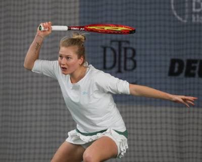 Lara Schmidt, Deutsche Meisterschaften 2018 Tennis - Deutsche Meisterschaften 2018 - Deutsche Meisterschaft - - Biberach an der Riss - Baden-Wuerttemberg - Germany - 12 December 2018. Â Copyright: xJuergenxHasenkopfx