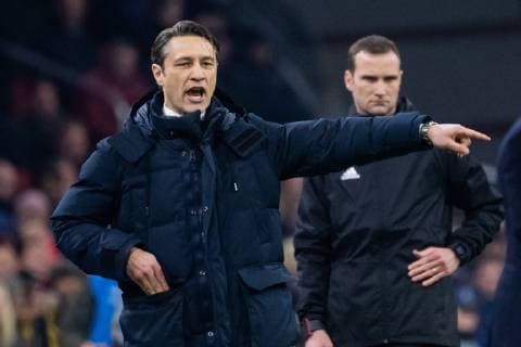12.12.2018, xkvx, Fussball UEFA Champions League, Ajax Amsterdam - FC Bayern Muenchen emspor, v.l. Trainer Niko Kovac (FCB - FC Bayern Muenchen) gibt Anweisung, gestikuliert, mit den Armen gestikulieren, gives instructions, gesticulate (DFL DFB REGULATIONS PROHIBIT ANY USE OF PHOTOGRAPHS as IMAGE SEQUENCES and or QUASI-VIDEO) Amsterdam