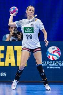 Handball, Frauen: EM, Niederlande - Deutschland Hauptrunde, Gruppe 2, 3. Spieltag im Palais des Sports Franziska Müller Mueller (Deutschland Blomberg) Nancy Palais des Sports Jean Weille Frankreich