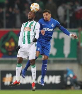 SOCCER - UEFA EL, Rapid vs Rangers VIENNA,AUSTRIA,13.DEC.18 - SOCCER - UEFA Europa League, group stage, SK Rapid Wien vs Glasgow Rangers. Image shows Boli Bolingoli (Rapid) and James Tavernier (Rangers). Keywords: Wien Energie. GEPAxpictures xChristianxOrt