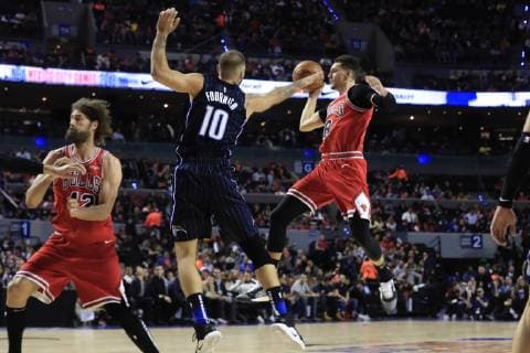 December 14, 2018 - EUM20181214DEP01.JPG.CIUDAD DE MEXICO.- Deporte NBA Basketball Herren USA - El equipo Magic de Orlando derrota 97-91 a los Bulls de Chicago en la Arena Ciudad de Mexico, la noche del jueves 13 de diciembre de 2018. Foto: Agencia EL UNIVERSAL RCC. Latin News: December 14, 2018 Copyright: xIrvinxOlivaresx