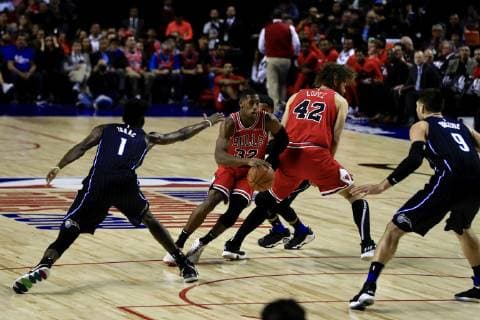 December 14, 2018 - EUM20181214DEP04.JPG.CIUDAD DE MEXICO.- Deporte NBA Basketball Herren USA - El equipo Magic de Orlando derrota 97-91 a los Bulls de Chicago en la Arena Ciudad de Mexico, la noche del jueves 13 de diciembre de 2018. Foto: Agencia EL UNIVERSAL RCC. Latin News: December 14, 2018 Copyright: xIrvinxOlivaresx