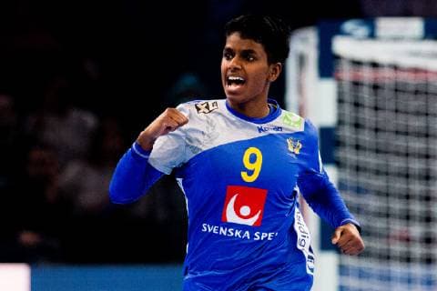 181214 Loui Sand of Sweden during the EHF European WomenÕs Handball Championship match between Sweden and Norway on December 14, 2018 in Paris. Photo: Jon Olav Nesvold BILDBYRN kod JE 160384 Copyright: JONxOLAVxNESVOLD BB181214JE006