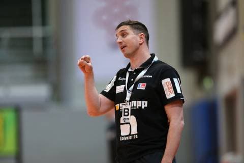 Trainer Jens Buerkle (Balingen-Weilstetten) gestikuliert beim Spiel VFL Eintracht Hagen vs. HBW Balingen-Weilstetten, Handball, 2. Bundesliga, 14.12.2018 VFL Eintracht Hagen vs. HBW Balingen-Weilstetten, Handball, 2. Bundesliga, 14.12.2018 Hagen Copyright: xEIBNER MarioxHommesx EP_MHS