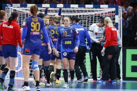 Handball, EM Damen, Spiel um Platz 3, Rumänien - Niederlande Deception (Roumanie) HANDBALL : Roumanie vs Pays Bas - Petite Finale Euro feminin - 16 12 2018 GwendolineLeGoff Panoramic 