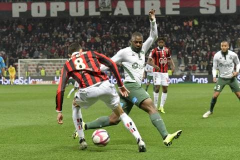 Pierre Lees Melou (OGC Nice) - Yannis Salibur (AS Saint Etienne) FOOTBALL : OGC Nice vs Saint Etienne - Ligue 1 conforama - Nice - 16 12 2018 NorbertScanella Panoramic 