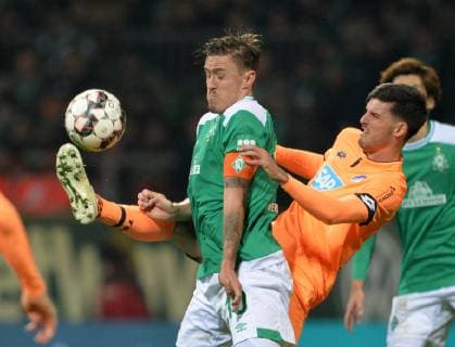 v.l.: Max KRUSE (HB), Florian GRILLITSCH (1899), Zweikampf, Aktion, Fussball 1. Bundesliga, 16. Spieltag, Werder Bremen (HB) - TSG 1899 Hoffenheim (1899) 1:1, am 19.12.2018 in Bremen Deutschland. Â *** v l Max KRUSE HB Florian GRILLITSCH 1899 Duel Action Football 1 Bundesliga 16 Matchday Werder Bremen HB TSG 1899 Hoffenheim 1899 1 1 on 19 12 2018 in Bremen Germany Â