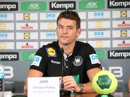 GER, DHB, Handballball WM - PK, 21.12.2018, AOK-Zentrale, Berlin, GER, DHB, Handballball WM - PK, , DHB regulations prohibit any use of photographs as image sequences and or quasi-video im Bild Trainer Christian Prokop