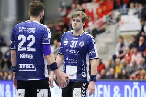 Steffen Koehler (VfL Luebeck-Schwartau 22) und Dadi Runarsson (VfL Luebeck-Schwartau 31)(rechts) , ASV Hamm-Westfalen vs VfL Luebeck Schwartau, Handball, 2. Bundesliga, 21.12.2018, ASV Hamm-Westfalen vs VfL Luebeck Schwartau, Handball, 2. Bundesliga, 21.12.2018 Hamm Copyright: xEIBNER JanxStrohdiekx EP_JSK