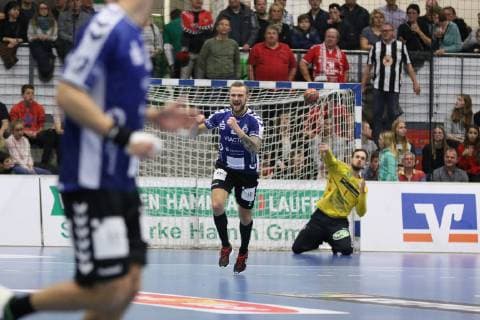 Torjubel bei Thees Glabisch (VfL Luebeck-Schwartau 2), ASV Hamm-Westfalen vs VfL Luebeck Schwartau, Handball, 2. Bundesliga, 21.12.2018, ASV Hamm-Westfalen vs VfL Luebeck Schwartau, Handball, 2. Bundesliga, 21.12.2018 Hamm Copyright: xEIBNER JanxStrohdiekx EP_JSK