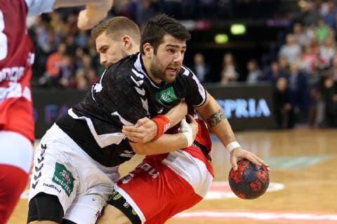 Handball Handball 2.Liga 2018 2019 - Handball Sportverein Hamburg vs. TuSEM Essen Kevin Herbst (Hamburg),Tim Zechel (Essen), Barclaycard Arena Hamburg