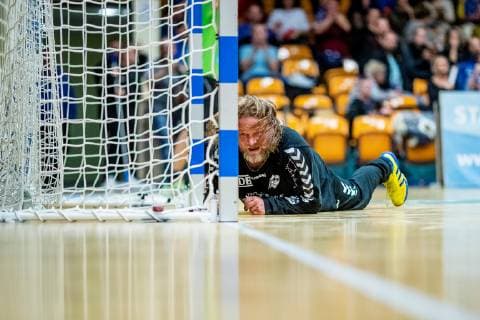 Radek Motlik 70 (Dessau-Rosslauer HV 06) waehrend der DKB Handball 2. Bundesliga Begegnung zwischen Dessau-Rosslauer HV 06 und HSC Coburg in der Anhalt Arena am 23. December 2018 in Bauhausstadt Dessau, Sachsen Anhalt (Saxony Anhalt), Deutschland (Germany) HB-2BL Dessau-Rosslauer HV 06 - HSC Coburg Dessau Copyright: xEIBNER HartmutxBoesenerx EP_HBR