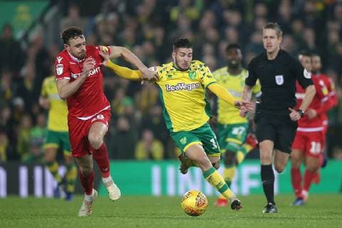 Norwich City v Nottingham Forest Sky Bet Championship Emiliano Buendia of Norwich and Jack Robinson of Nottingham Forest battle for the ball during the Sky Bet Championship match at Carrow Road, Norwich Content Not Available For UK Newspapers Copyright: xPaulxChestertonx FIL-12733-0072