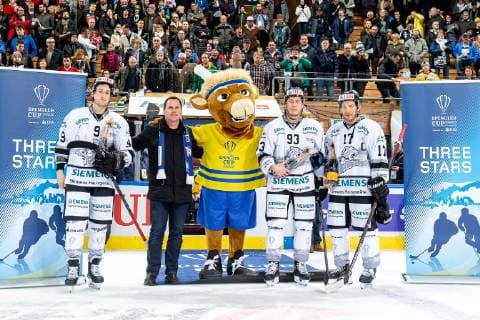 30.12.2018 - Eishockey - Saison 2018 2019 - Spengler Cup - Halbfinale: Team Canada - Thomas Sabo Ice Tigers Icetigers Nürnberg - ThHa - Three Stars Brandon Buck (9, Thomas Sabo Ice Tigers ) Leonhard Pfoederl Pföderl Leo Pföderl (93, Thomas Sabo Ice Tigers ) Patrick Reimer (17, Thomas Sabo Ice Tigers )