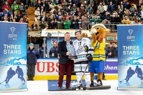 30.12.2018 - Eishockey - Saison 2018 2019 - Spengler Cup - Halbfinale: Team Canada - Thomas Sabo Ice Tigers Icetigers Nürnberg - ThHa - Patrick Reimer (17, Thomas Sabo Ice Tigers )