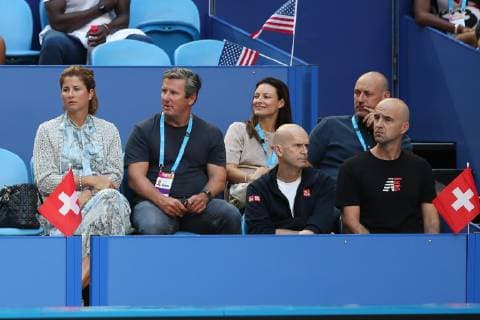 Roger Federer Team in der Spielerloge, links Ehefrau Mirka und ganz rechts Trainer,coach Ivan Ljubicic und Physio Daniel Troxler Copyright: xJuergenxHasenkopfx