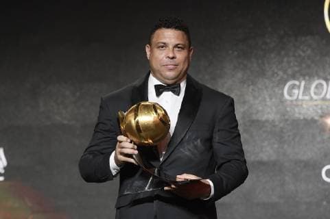 Foto Fabio Ferrari - LaPresse 03 Gennaio 2019 Dubai ( Emirati Arabi ) Globe Soccer Award 2019 - Decima Edizione. Nella foto:Premio Alla carriera, Ronaldo Nazario de Lima photo Fabio Ferrari LaPresse January 03, 2019 Dubai (Unated Arab Emirate) Sport Globe Soccer Award 2016 - 10th Edition. In the pic: Player Career Award, Ronaldo Nazario de Lima  Copyright: xFabioxFerrari LaPresse LaPresse x