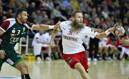 Danmarks Nikolaj OEris Nielsen og Ungarns Ferenc Ilyes i Bygma Cup herrehaandboldkampen mellem Danmark og Ungarn i Ceres Arena i Aarhus, torsdag 3. januar 2019.. , Aarhus Jylland Denmark Copyright: HenningxBagger HenningxBaggerx COP102 spdk20190103-205815-L