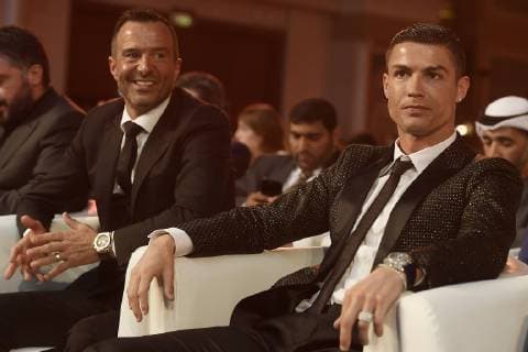 Foto Fabio Ferrari - LaPresse 03 Gennaio 2019 Dubai ( Emirati Arabi ) Globe Soccer Award 2019 - Decima Edizione. Nella foto:Jorge Mendes, Cristiano Ronaldo photo Fabio Ferrari LaPresse January 03, 2019 Dubai (Unated Arab Emirate) Sport Globe Soccer Award 2016 - 10th Edition. In the pic:Jorge Mendes, Cristiano Ronaldo  Copyright: xFabioxFerrari LaPresse LaPresse x
