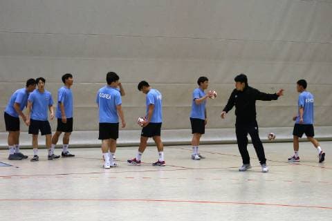 Handball, Herren, Saison 2018 19, Weltmeisterschaft 2019 in Deutschland und Dänemark, öffentliches Training Korea, 04.01.19, Copyright: xMichaelxHundtx xMatthiasxKochx
