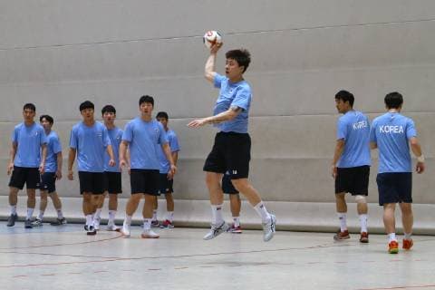 Handball, Herren, Saison 2018 19, Weltmeisterschaft 2019 in Deutschland und Dänemark, öffentliches Training Korea, 04.01.19, Copyright: xMichaelxHundtx xMatthiasxKochx
