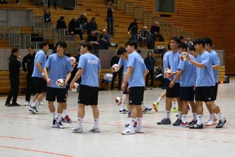 Handball, Herren, Saison 2018 19, Weltmeisterschaft 2019 in Deutschland und Dänemark, öffentliches Training Korea, 04.01.19, Copyright: xMichaelxHundtx xMatthiasxKochx
