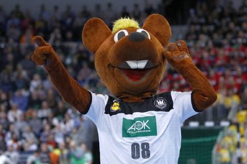 04.01.2019, TUI Arena, Hannover, Laenderspiel, Deutschland (GER) vs Tschechien (CZE), im Bild Das Deutschland Maskottchen Hanniball Deutschland (GER) vs Tschechien (CZE)