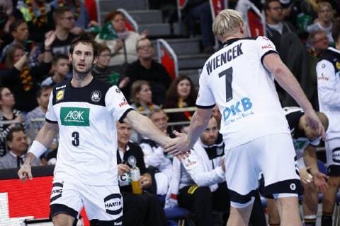 04.01.2019, TUI Arena, Hannover, Laenderspiel, Deutschland (GER) vs Tschechien (CZE), im Bild Uwe Gensheimer (3, GER) jubelt nach seinem Tor zusammen mit Patrick Wiencek (7, GER) Deutschland (GER) vs Tschechien (CZE)