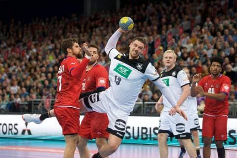 Handball Hannover 04.01.2019 testspiel Vorbereitungsspiel Deutschland (GER) - Tschechien (CZE) Hendrik Pekeler (Deutschland, No.13) hhcze07