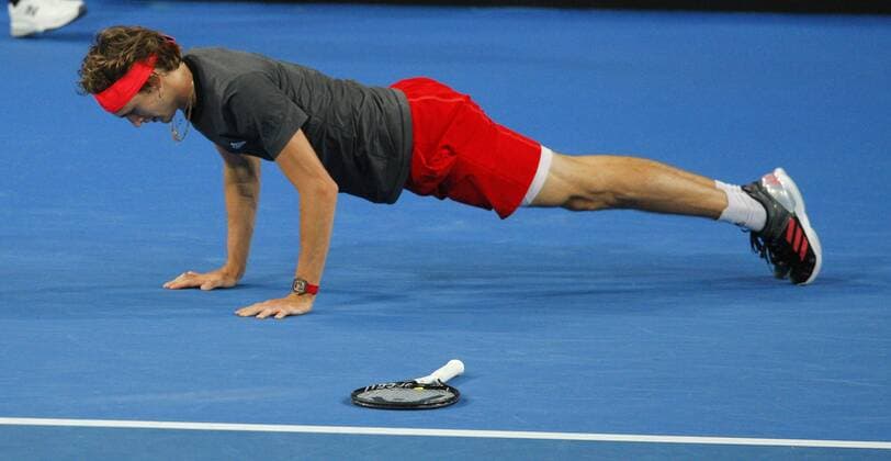 Sport Themen der Woche KW01 Sport Bilder des Tages 4th January 2019, RAC Arena, Perth, Australia; Hopman Cup Tennis, sponsored by Mastercard; Alexander Zverev of Team Germany does some push ups before getting up off the court after he fell during his match against Matt Ebden of Team Australia  ActionPlus12092963 DavidxWoodley