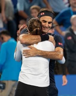 Belinda Bencic, Roger Federer umarmen sich und jubeln nach ihrem Sieg,Jubel,Freude,Emotion, Mixed Doubles Finale, Endspiel Copyright: xJuergenxHasenkopfx
