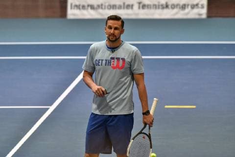 GER, Internationaler DTB Tenniskongress 2019 05.01.2018, Estrel Congress Center, Berlin, GER, Internationaler DTB Tenniskongress 2019 im Bild Philipp Born spricht zur Trainingsspraxis Update Training im Leistungstennis 2019