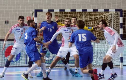 HEP Croatia Cup, Croatia - Italy 05.01.2019., Porec, Croatia - Intarnational handball tournament HEP Croatia Cup, Croatia - Italy. Davide Bulzamini, Andrea Colleluori, Zeljko Musa  GoranxKovacic PIXSELL
