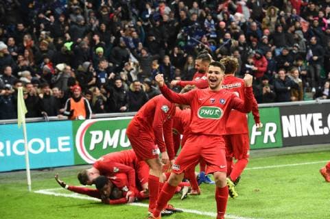 Joie de Bryan Ngwabije (andrezieux) et de ses coequipiers FOOTBALL : Andrezieux ASF vs Marseille - 32e Coupe de France - 06 01 2019 CorentinNathan Panoramic 
