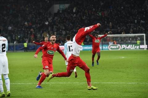 Joie de Florian Milla (andrezieux) et de ses coequipiers FOOTBALL : Andrezieux ASF vs Marseille - 32e Coupe de France - 06 01 2019 CorentinNathan Panoramic 