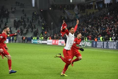 Joie de Florian Milla (andrezieux) et de ses coequipiers FOOTBALL : Andrezieux ASF vs Marseille - 32e Coupe de France - 06 01 2019 CorentinNathan Panoramic 