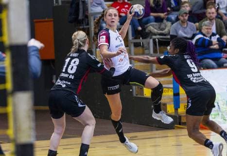 Handball-Bundesliga TSV Bayer 04 Leverkusen vs. Thueringer HC 17:24 Impressionen vom Handball-Bundesliga TSV Bayer 04 Leverkusen vs. Thueringer HC 17:24 am 6. 1. 2018 in Leverkusen, Ostermann-Arena, Deutschland