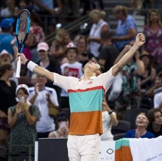 Sport Bilder des Tages Tennis: Nishikori at Brisbane International Kei Nishikori of Japan reacts after defeating Daniil Medvedev of Russia 6-4, 3-6, 6-2 in the men s final of the Brisbane International in Brisbane, Australia, on Jan. 6, 2019. 
