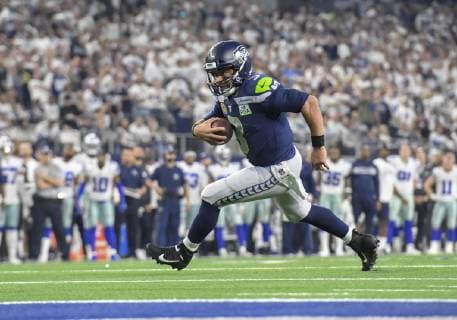 January 05, 2019: Seattle Seahawks quarterback Russell Wilson 3 during the NFL American Football Herren USA Wildcard Playoff football game between the Seattle Seahawks and the Dallas Cowboys at AT&T Stadium in Arlington, TX Dallas defeated Seattle 24-22 CSM NFL 2019: Wildcard Playoff Seattle vs Cowboys JAN 05 - ZUMAcp2_ 20190105_zaf_cp2_141 Copyright: xAlbertxPenax