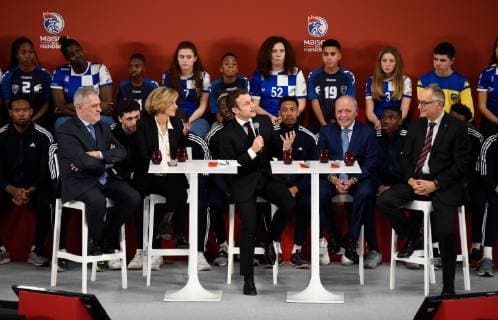 Emmanuel Macron ( president de la Republique ) a l inauguration de la Maison du Handball - Laurent Cathala ( maire de Creteil ) - Joel Delplanque ( president FFHB ) - Valerie Pecresse ( presidente de la region ile de france ) NEWS : Emmanuel Macron a l inauguration de la Maison du Handball - Creteil - 09 01 2019 FedericoPestellini Panoramic 