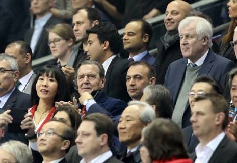 Ex Kanzler Gerhard Schröder nebst Frau, Bob Hanning, Horst Seehofer bei der Eröffnungszeremonie Handball Weltmeisterschaft WM Herren Saison 2018 2019 10.01.2019 DHB GER Deutschland vs. Korea