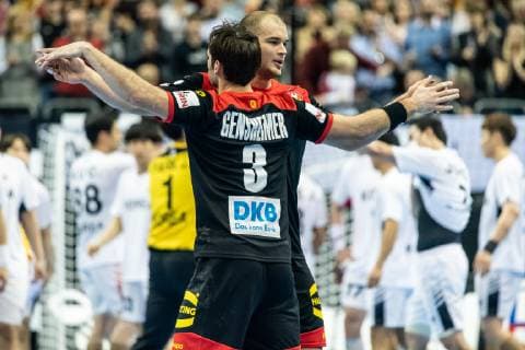 Deutschland vs Korea, Handball Weltmeisterschaft 2019, 10.01.2019 Paul Drux (GER 95) und Uwe Gensheimer (GER 3) nach dem spiel beim Spiel zwischen Deutschland und Korea bei der Handball Weltmeisterschaft in Berlin am 10.01.2019, , Berlin BER Germany Mercedes-Benz-Arena