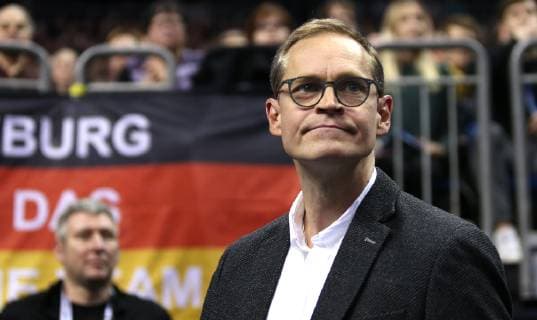 Regierender Buergermeister von Berlin Michael Mueller beim Eroeffnungsspiel Korea gegen Deutschland der Handball- WM 2019 der Maenner am 10.01.2019 in der Mercedes-Benz Arena in Berlin Handball - WM 2019 - Gruppe A - Korea vs Deutschland