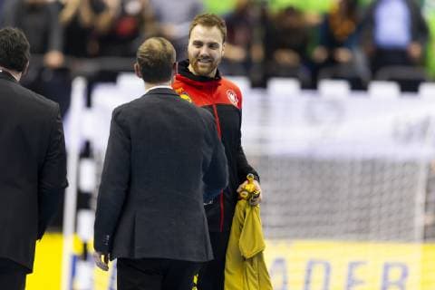 Torhueter Andreas Wolff (Nr. 33, Deutschland) wird zum Player of the Match (PotM) gewaehlt. Korea vs. Deutschland, Vorrunde, Handball, IHF Handball Weltmeisterschaft, 10.01.19 Berlin Berlin Germany Mercedes-Benz-Arena Copyright: xAgentur54Gradx xFelixxKoenigx