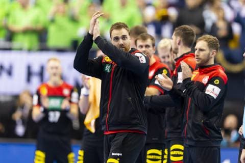 Torhueter Andreas Wolff (Nr. 33, Deutschland) wird zum Player of the Match (PotM) gewaehlt. Korea vs. Deutschland, Vorrunde, Handball, IHF Handball Weltmeisterschaft, 10.01.19 Berlin Berlin Germany Mercedes-Benz-Arena Copyright: xAgentur54Gradx xFelixxKoenigx