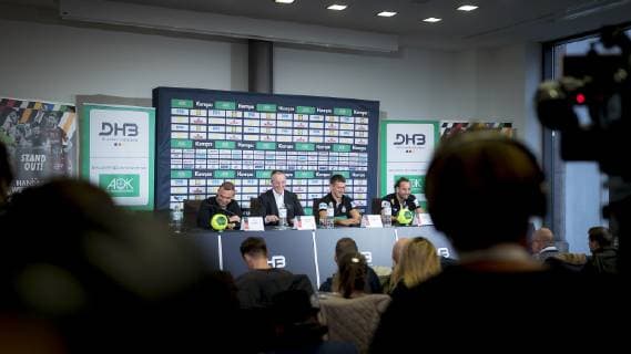 DHB-Vizepraesident Bob Hanning, Pressesprecher Tim Oliver Kalle, Trainer Christian Prokop und Torhueter Silvio Heinevetter (Nr. 12, Deutschland). Pressekonferenz des DHB, Handball, IHF Handball Weltmeisterschaft, 11.01.19 Berlin Berlin Germany AOK Bundeszentrale Copyright: xAgentur54Gradx xFelixxKoenigx