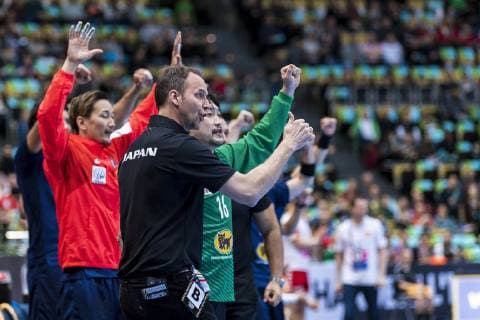 Muenchen, Deutschland 11. Januar 2019: WM 2019 Männer - Gruppe B - Japan vs. Mazedonien Trainer Dagur Sigurdsson (Japan) Jubel Freude Emotion Muenchen Olympiahalle Bayern Deutschland
