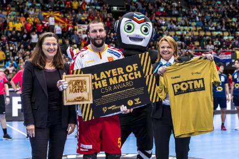 Sport Bilder des Tages Muenchen, Deutschland 11. Januar 2019: WM 2019 Männer - Gruppe B - Japan vs. Mazedonien Player of the Match, Stojanche Stoilov (Mazedonien) Muenchen Olympiahalle Bayern Deutschland