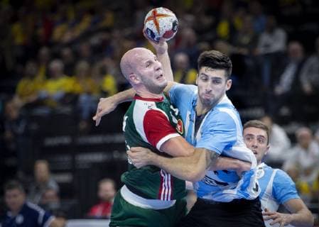Handball WM, Argentinien - Ungarn Zsolt Balogh of Hungary and Nicolas Bonanno of Argentina during the men s IHF Handball World Championship WM Weltmeisterschaft match in Group D between Argentina-Hungary in Copenhagen , Denmark, on Friday, Jan. 11, 2019.. , Copenhagen Denmark Copyright: Scanpix LiselottexSabroex COP101 spdk20190111-194845-L